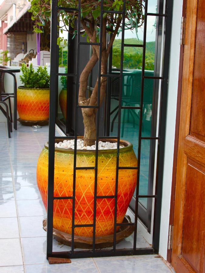 Tea Moon Beach House Thong Sala Extérieur photo